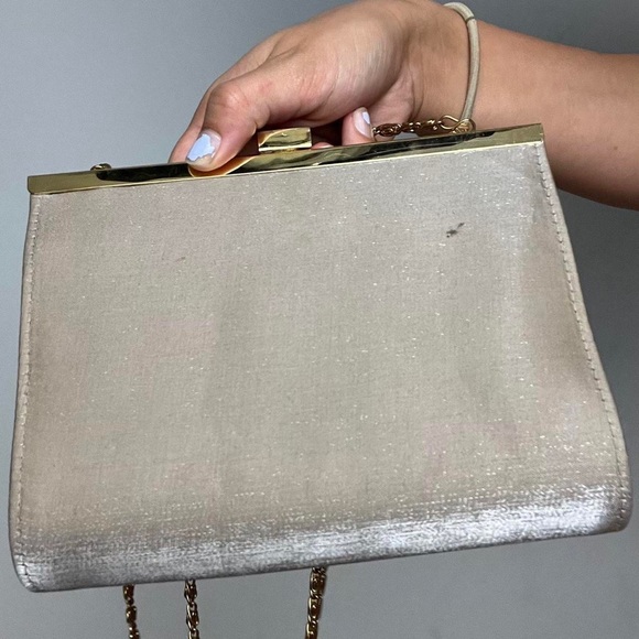 gold iridescent side purse clutch - Picture 4 of 4